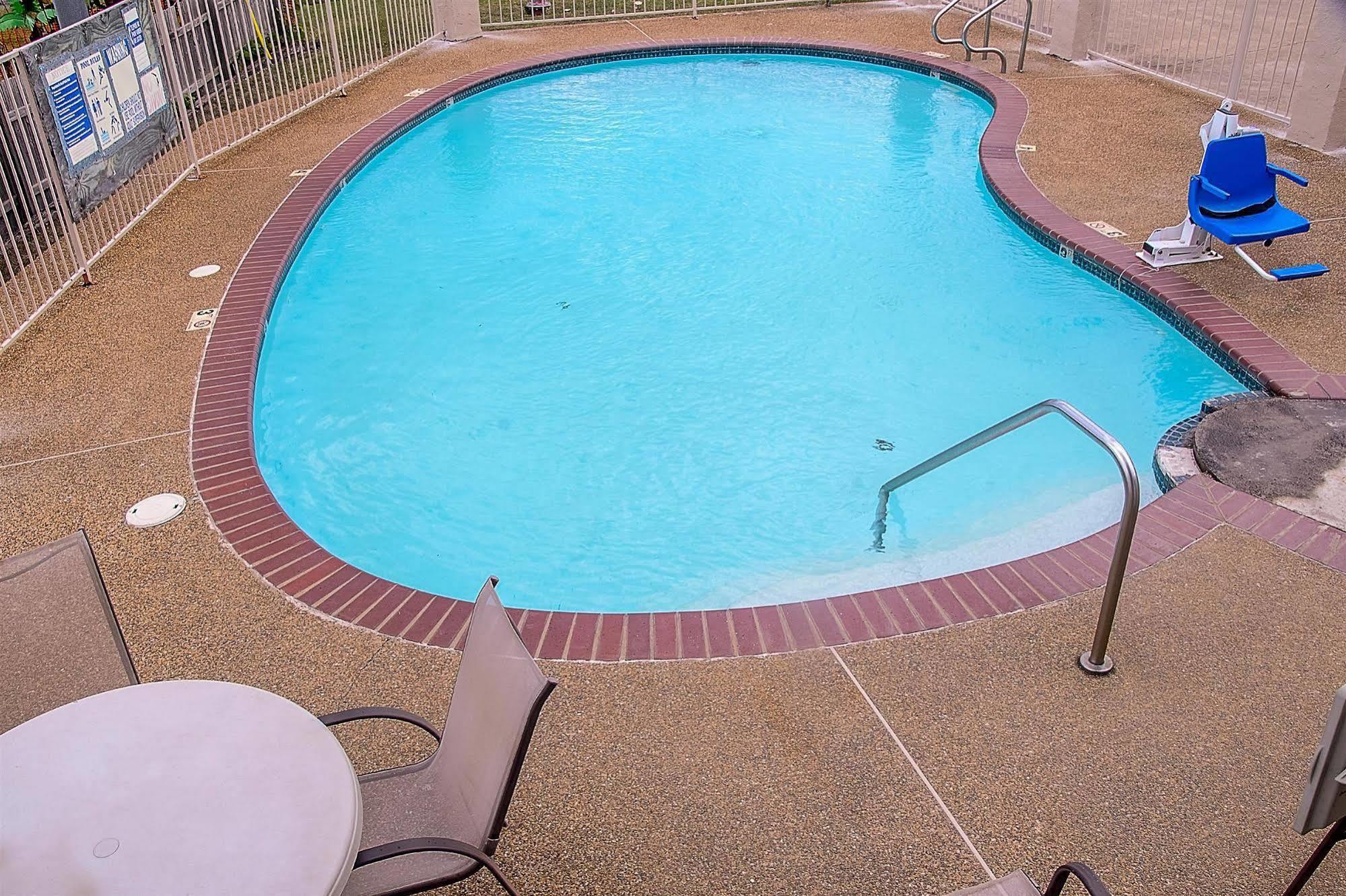 Motel 6-Canton, Tx Екстер'єр фото