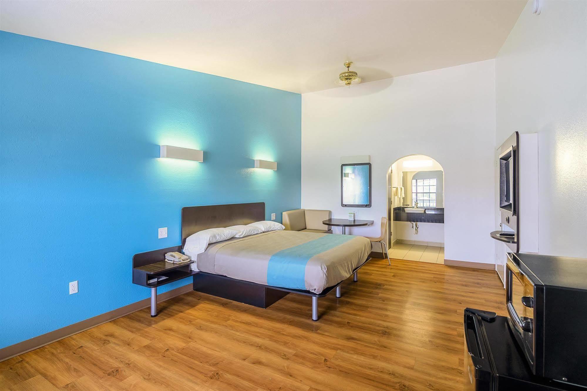 Motel 6-Canton, Tx Екстер'єр фото